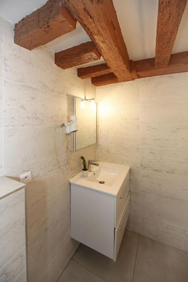 Studio Fonctionnel A Deux Pas Du Musee Grevin - 2P Apartman Párizs Kültér fotó